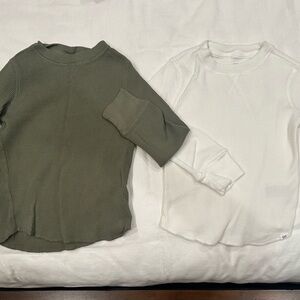Gap Kids size XS (4-5) Long Sleeve Waffle Shirts - Olive Green and White